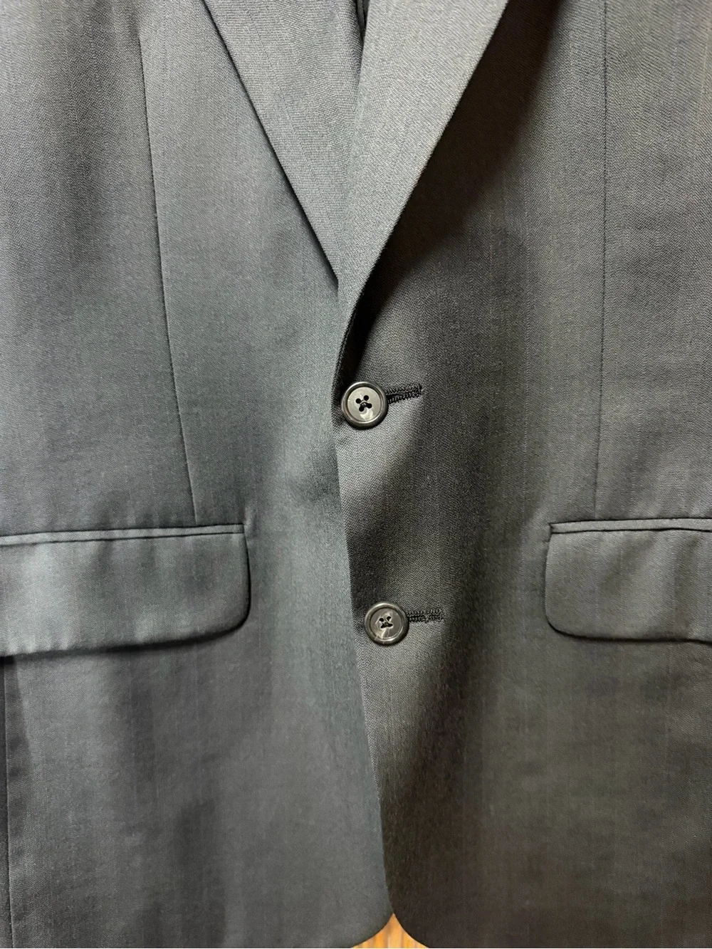 Burberrys Men’s 100% Pure Wool Blazer gray, 2 Button size:L approximate